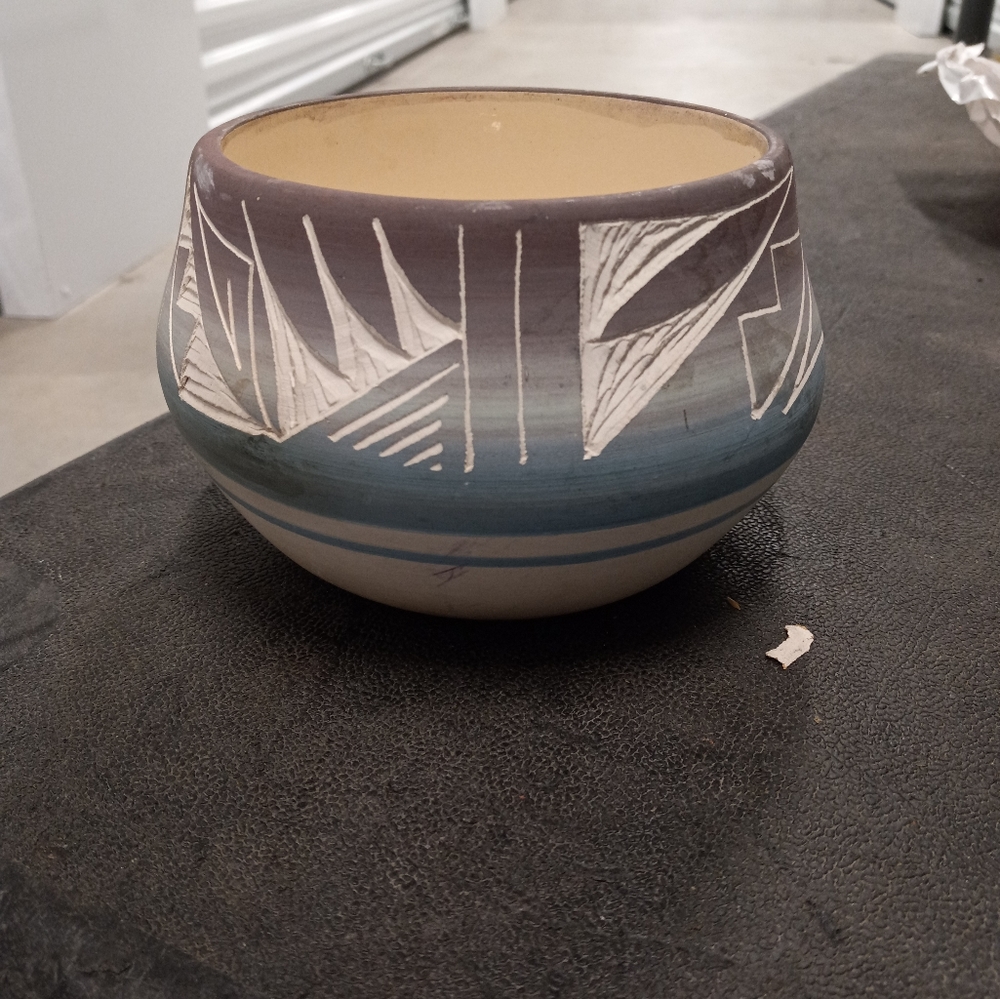 Native Indian Navajo art pottery